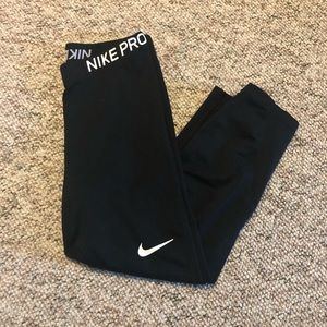 Nike Pro DRI-FIT cropped leggings